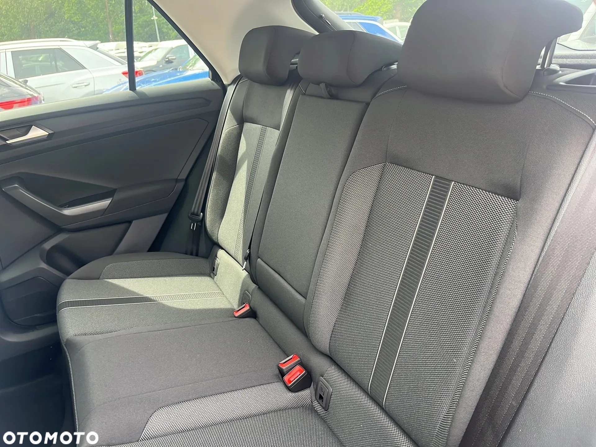 Volkswagen T-Roc 1.5 TSI Life Plus DSG - 11
