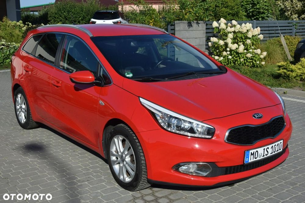 Kia Ceed 1.4 CVVT Dream Team Edition - 6