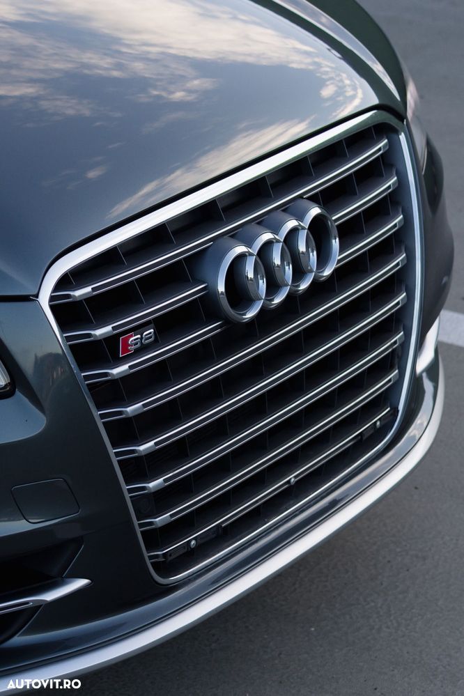 Audi S8 4.0 TFSI quattro Tiptronic - 31
