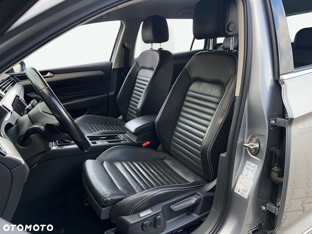Volkswagen Passat 1.5 TSI EVO Elegance DSG - 10