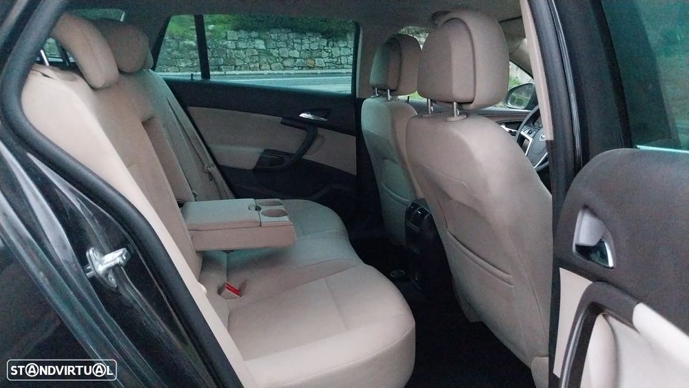 Opel Insignia Sports Tourer 2.0 CDTi Cosmo - 8