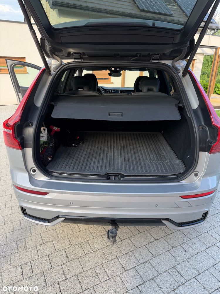 Volvo XC 60 B4 B R-Design - 11