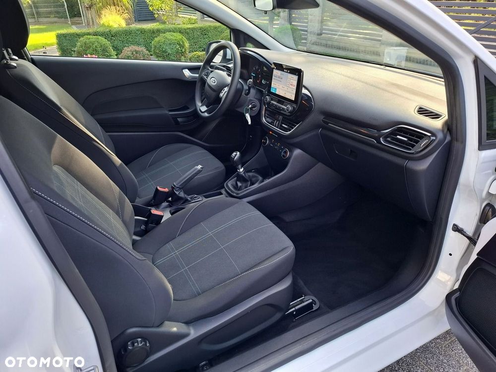 Ford Fiesta - 11