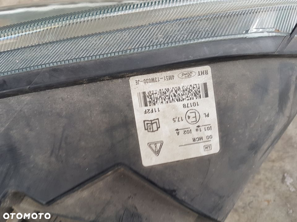 LAMPA LEWY PRAWY PRZÓD EU CZARNA FOCUS MK2 RADOM - 3
