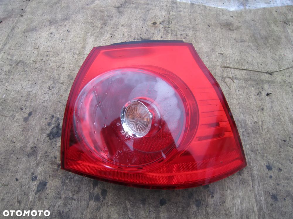 Lampa tył tylna prawa VW Golf V HB 1K6945096N