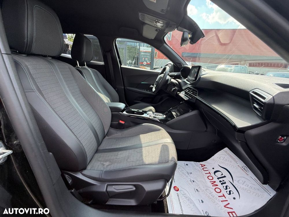 Peugeot 2008 1.2L PureTech 130 S&S EAT8 Allure - 18