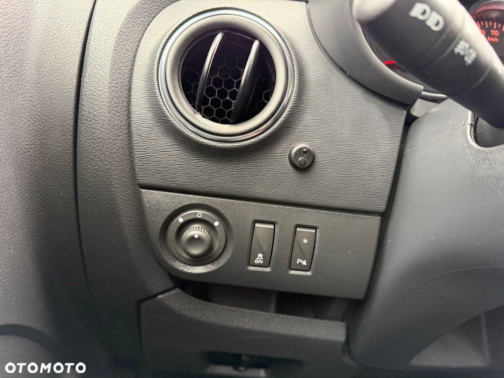 Dacia Dokker 1.5 Blue dCi Laureate - 12