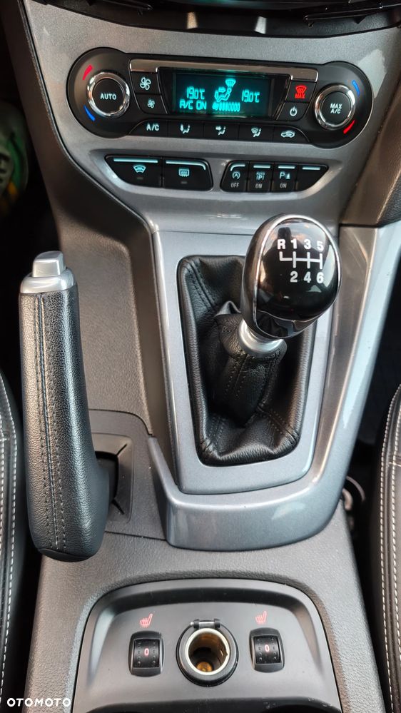 Ford Focus - 24