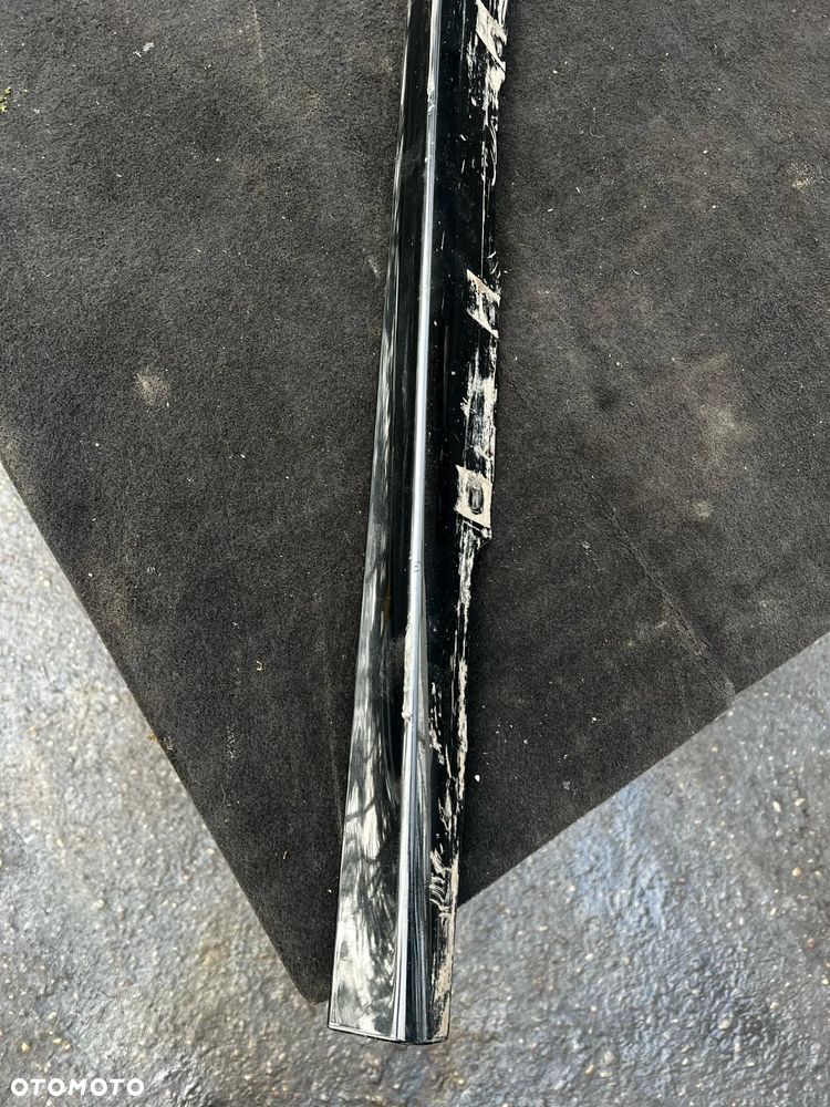 Zderzak przód, Listwa progowa prawa - BMW 1 F40 Bordowy / Biały- 51778079666 - 11