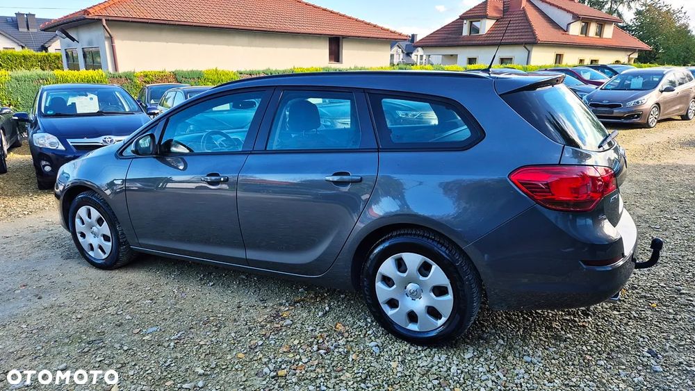 Opel Astra 1.4 Turbo Exklusiv - 23