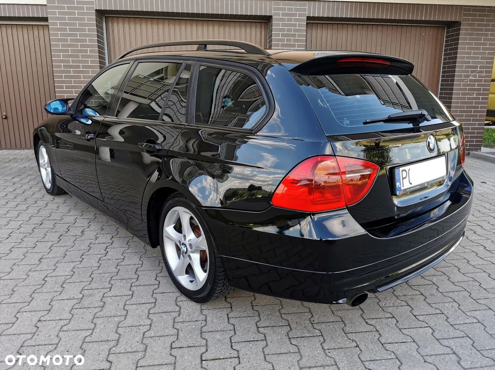 BMW Seria 3 318d - 3