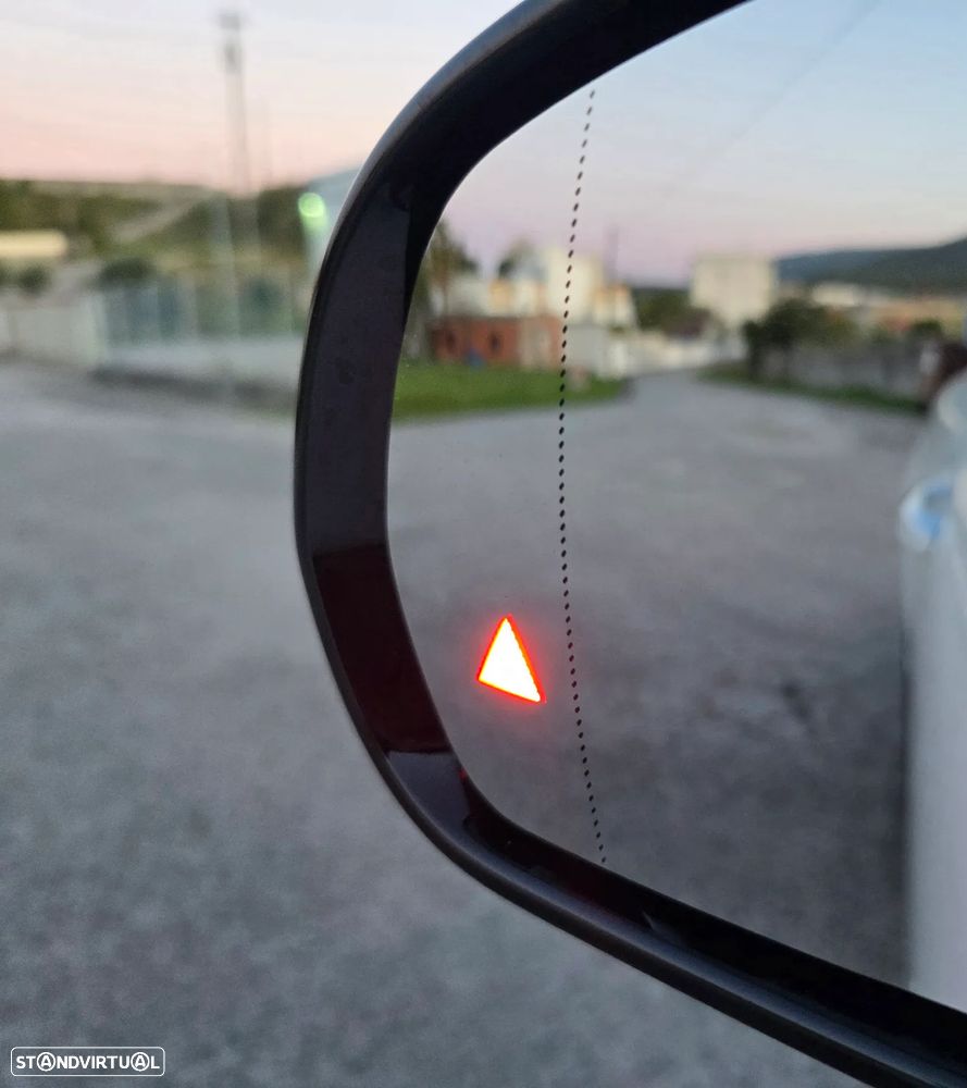 Mercedes-Benz E 220 d Cabrio 9G-Tronic AMG Line - 45