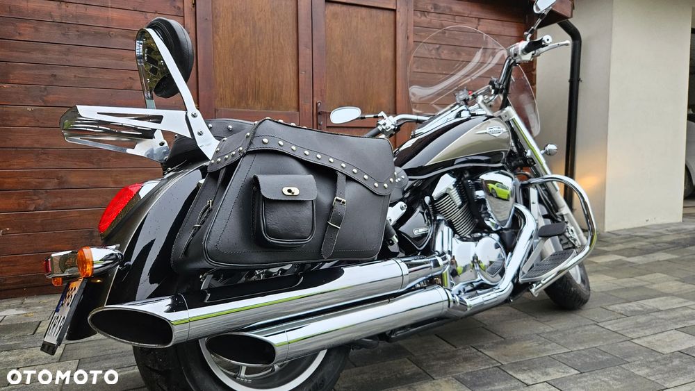 Suzuki Intruder - 5