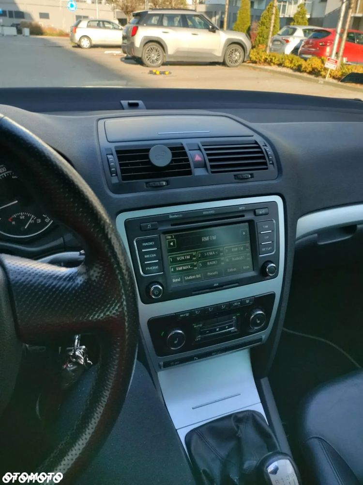 Skoda Octavia 2.0 TDI RS - 8