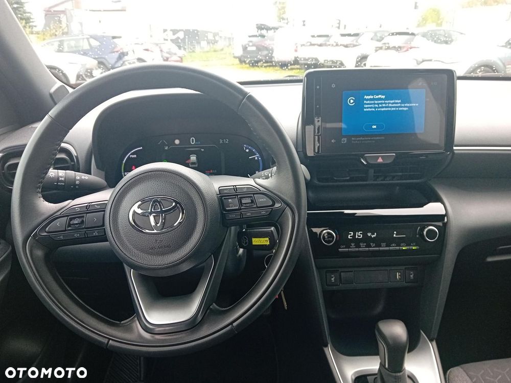 Toyota Yaris Cross - 11