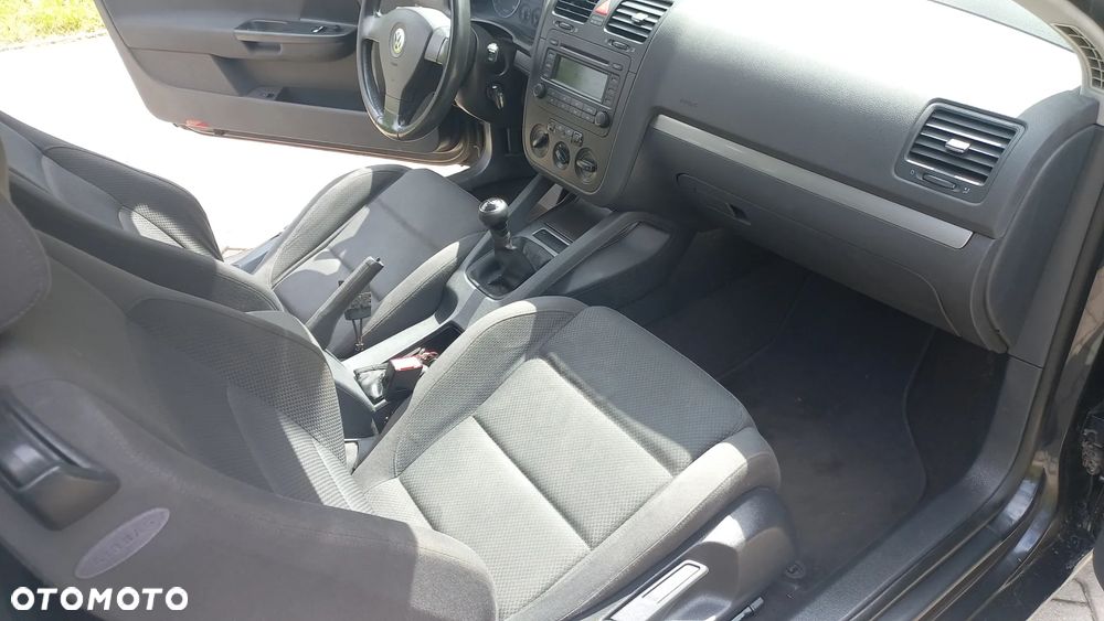 Volkswagen Golf 1.9 TDI Q-Line - 14