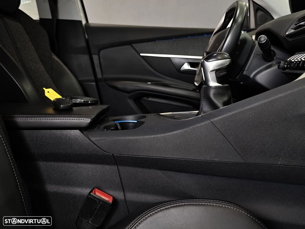 Peugeot 3008 PureTech 130 Stop & Start Allure - 35