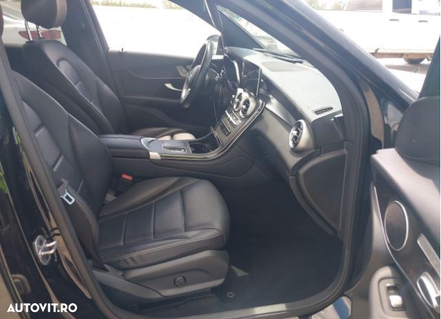 Mercedes-Benz GLC 300 4MATIC 9G-TRONIC - 5