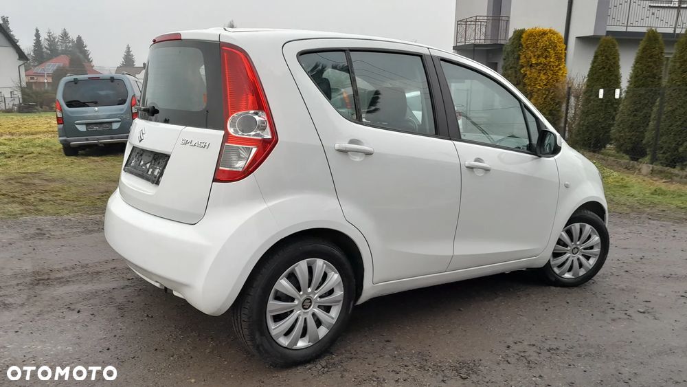 Suzuki Splash - 4
