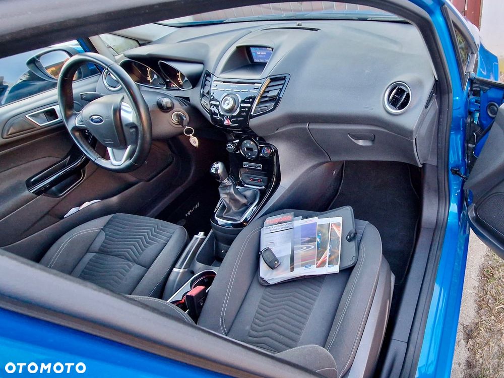 Ford Fiesta 1.0 EcoBoost STart-Stop Titanium - 4