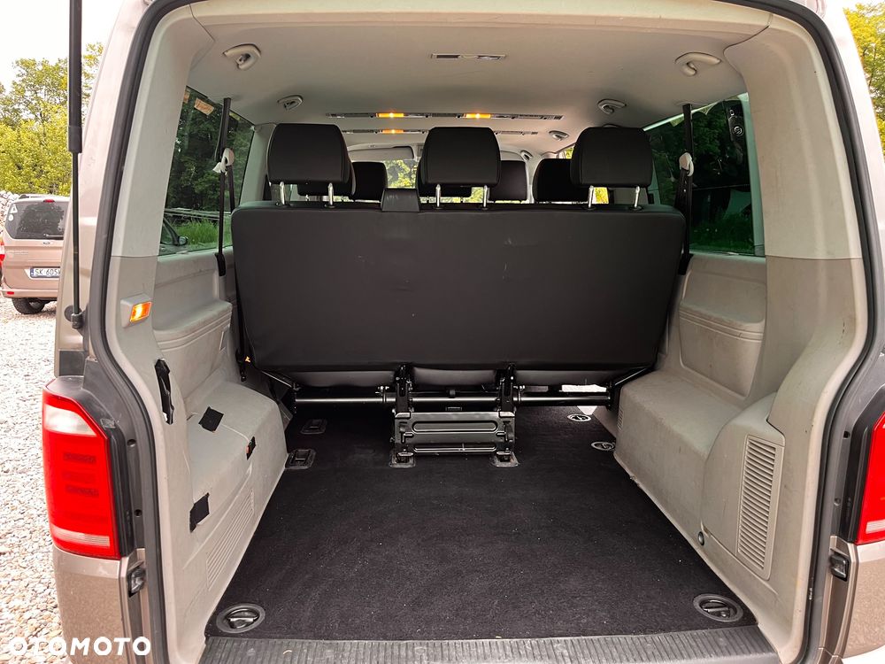 Volkswagen Caravelle - 6