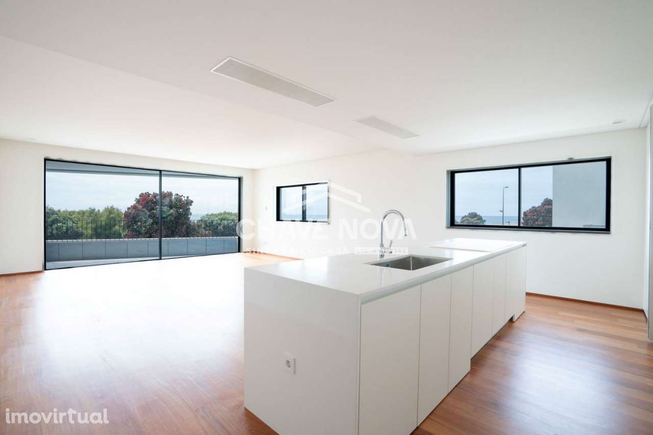 T4 Novo C/ Varanda e Piscina em Canidelo - Grande imagem: 2/19