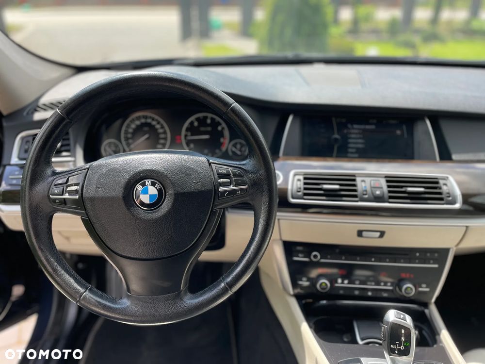 BMW 5GT 530d - 11