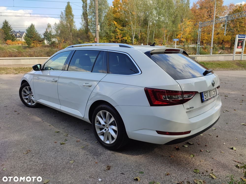 Skoda Superb 2.0 TDI L&K DSG - 7