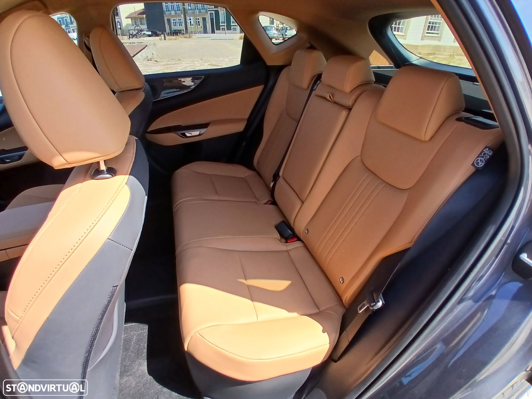 Lexus NX 450h+ - 13