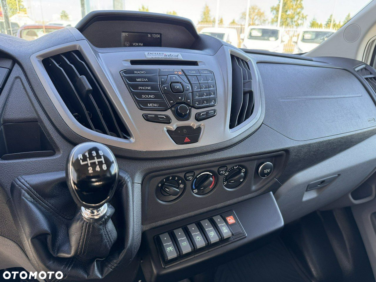 Ford Transit - 33