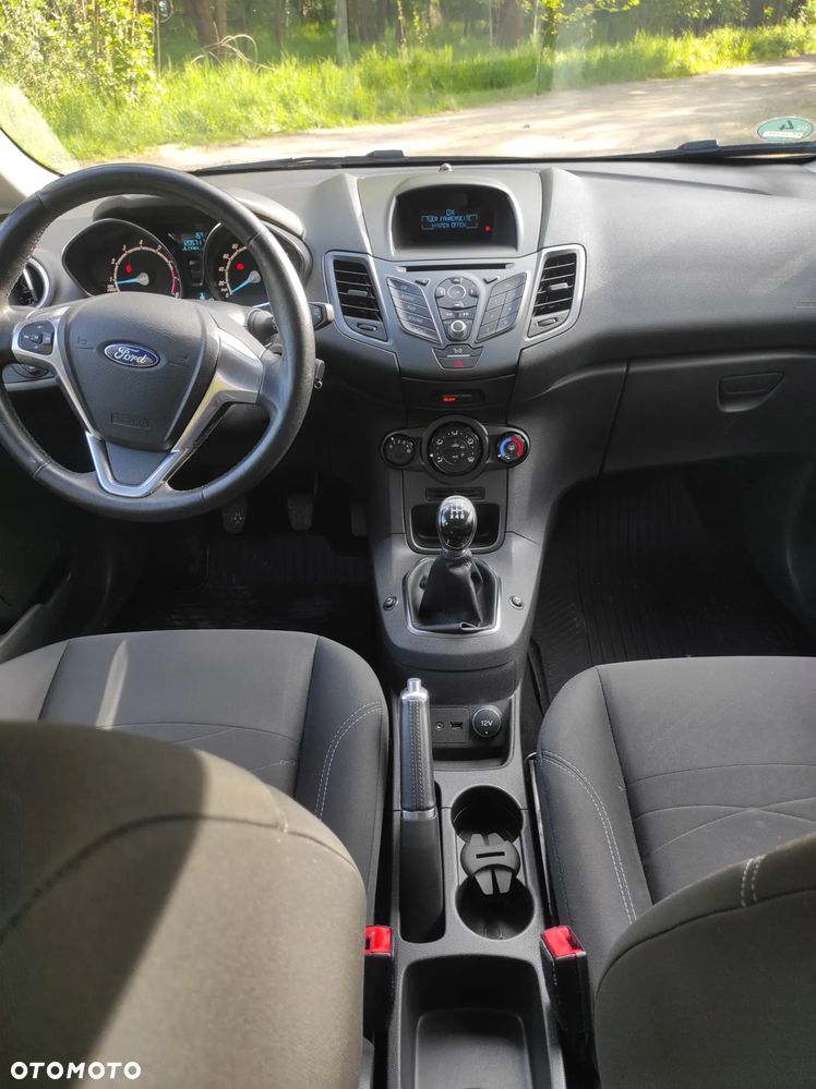 Ford Fiesta 1.25 SYNC Edition - 10