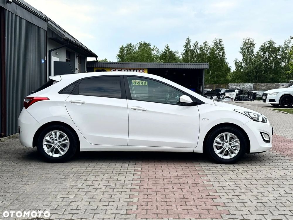 Hyundai i30 1.4 Advantage - 10