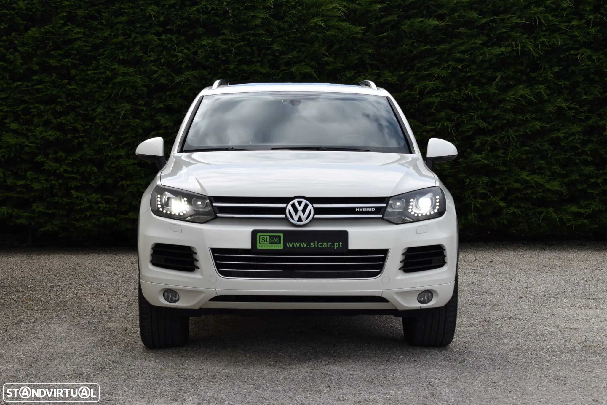VW Touareg 3.0 TSI Hibrido - 24