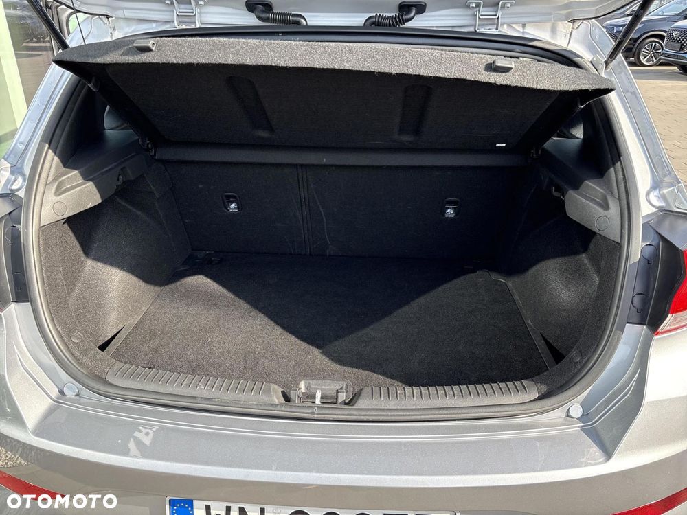 Hyundai i30 1.5 DPI Modern - 17