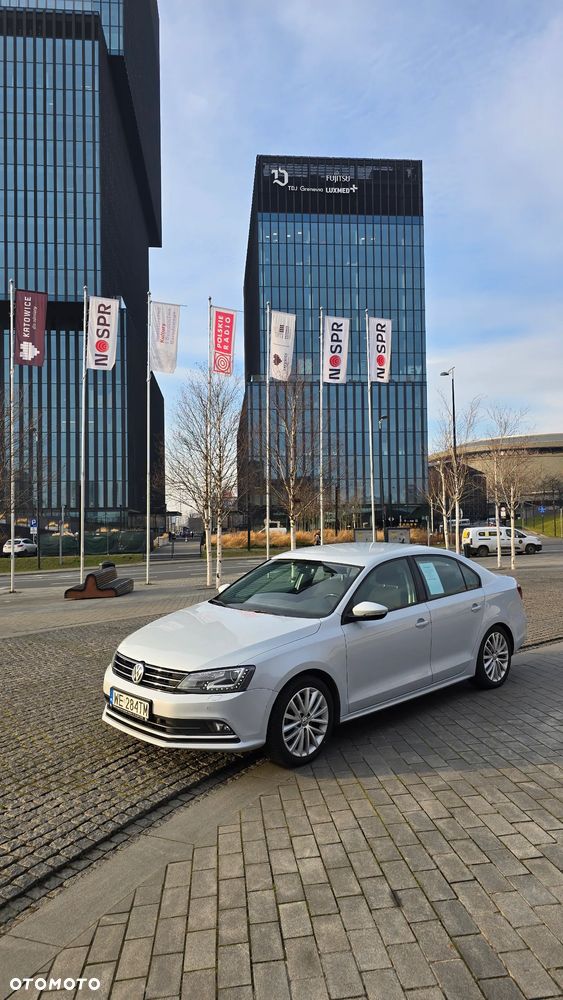 Volkswagen Jetta 1.4 TSI BMT Highline - 4