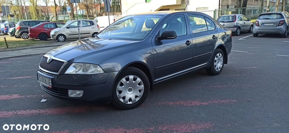 Skoda Octavia 1.6 Tour - 2
