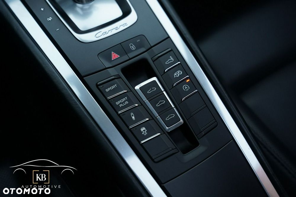 Porsche 911 Carrera S PDK - 27