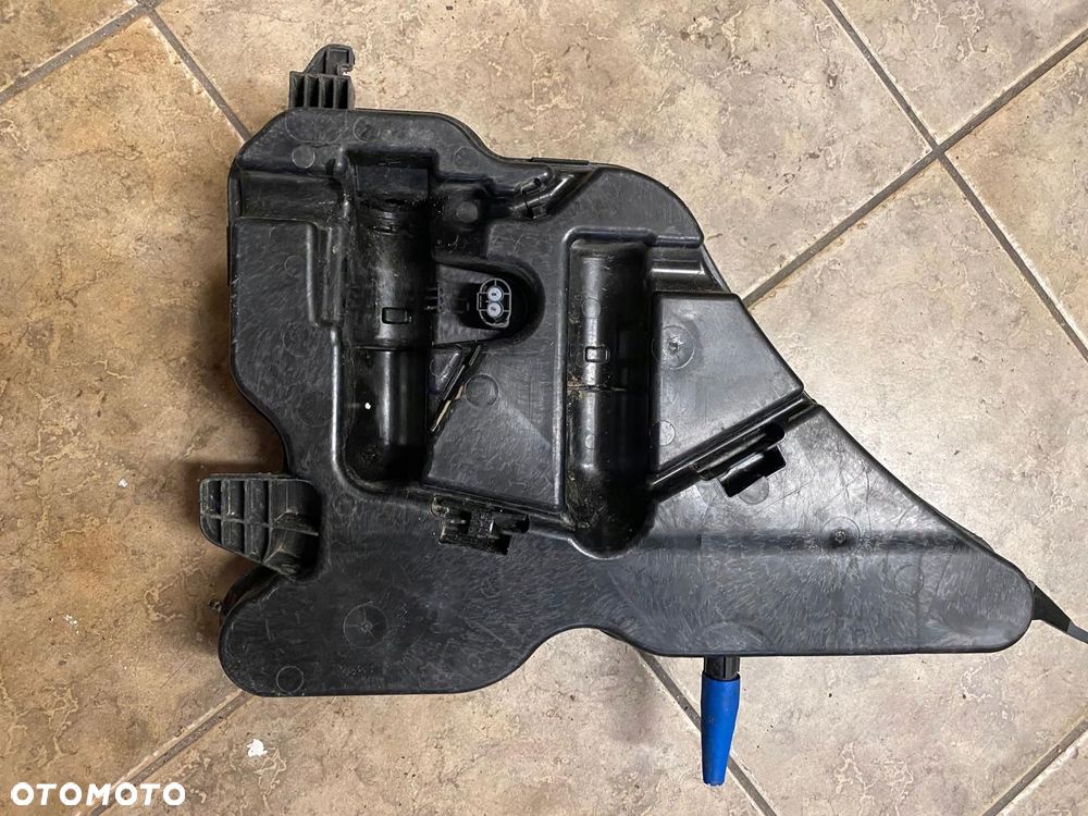zbiornik spryskiwaczy bmw g22 7427885 - 1