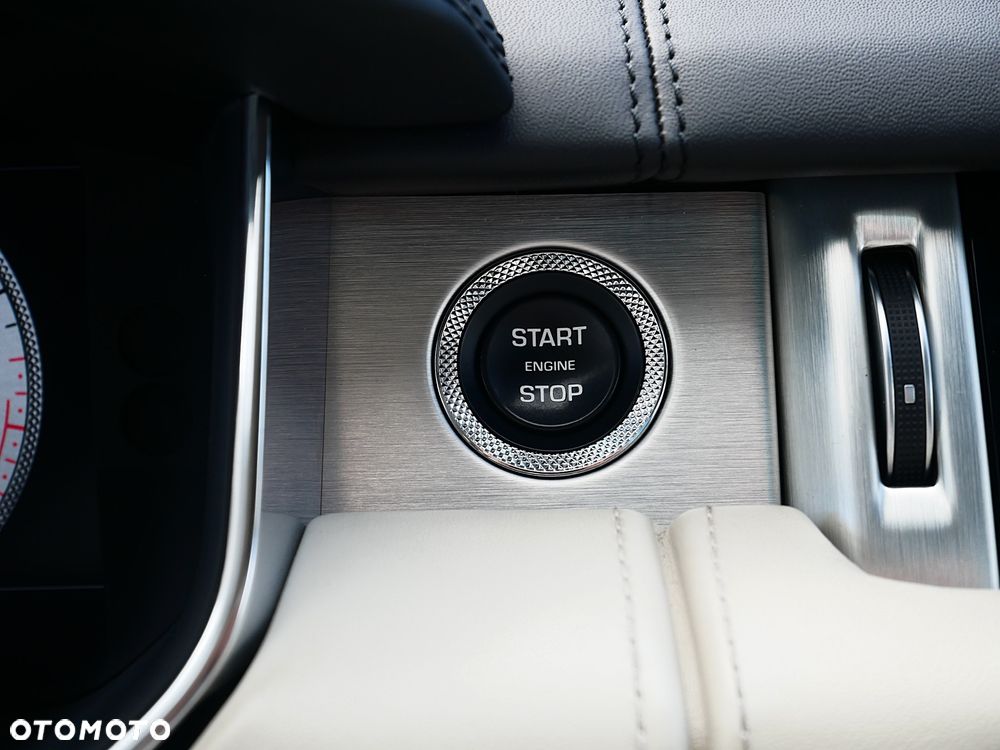 Land Rover Range Rover - 34