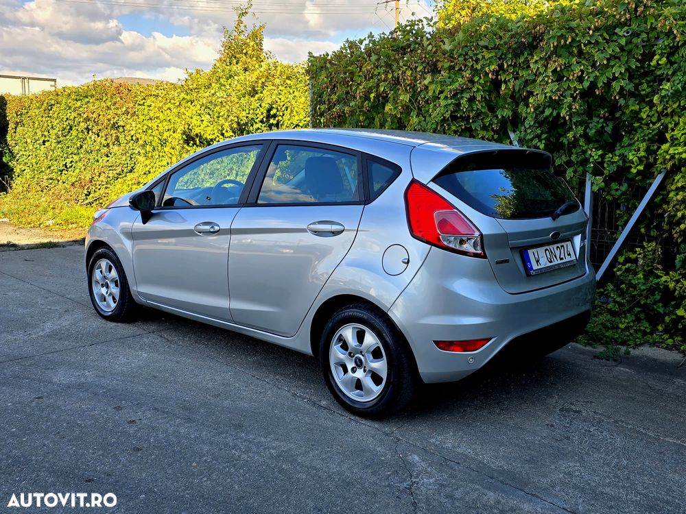 Ford Fiesta 1.6 TDCI Champions Edition - 11
