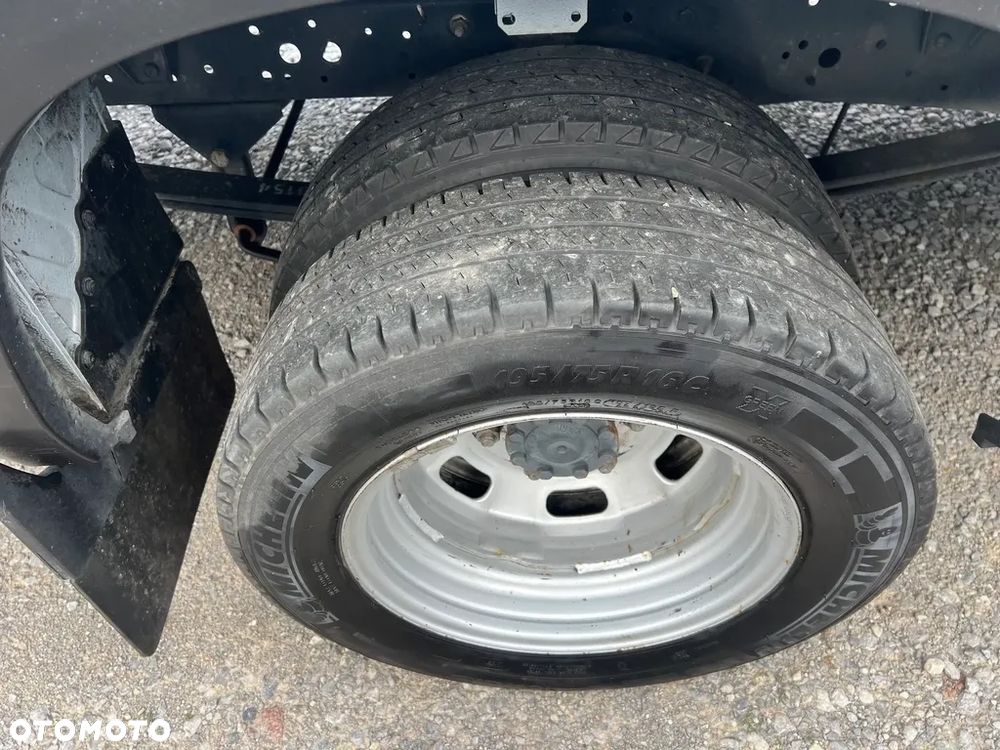 Iveco Daily 35C14 Maxi L4H2 2,3 140 KM klima tempomat - 26
