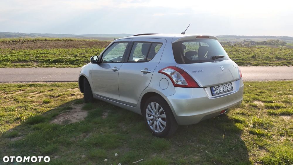Suzuki Swift - 8