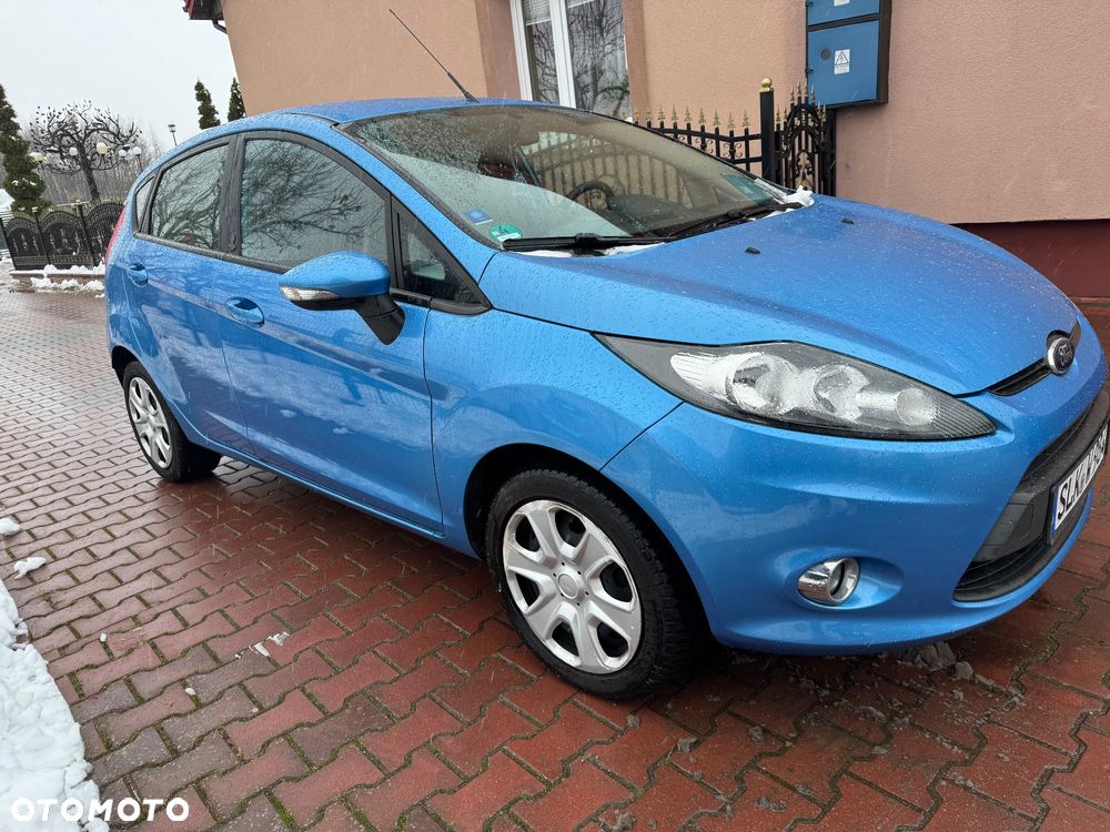 Ford Fiesta - 10