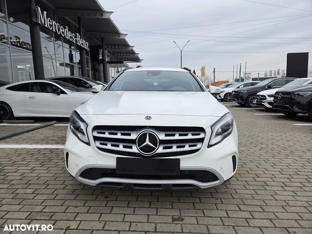 Mercedes-Benz GLA 200 d 4MATIC Aut. - 3
