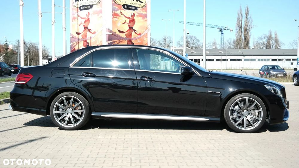 Mercedes-Benz Klasa E - 29