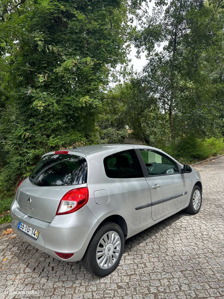 Renault Clio 1.2 16V Dynamique S - 7