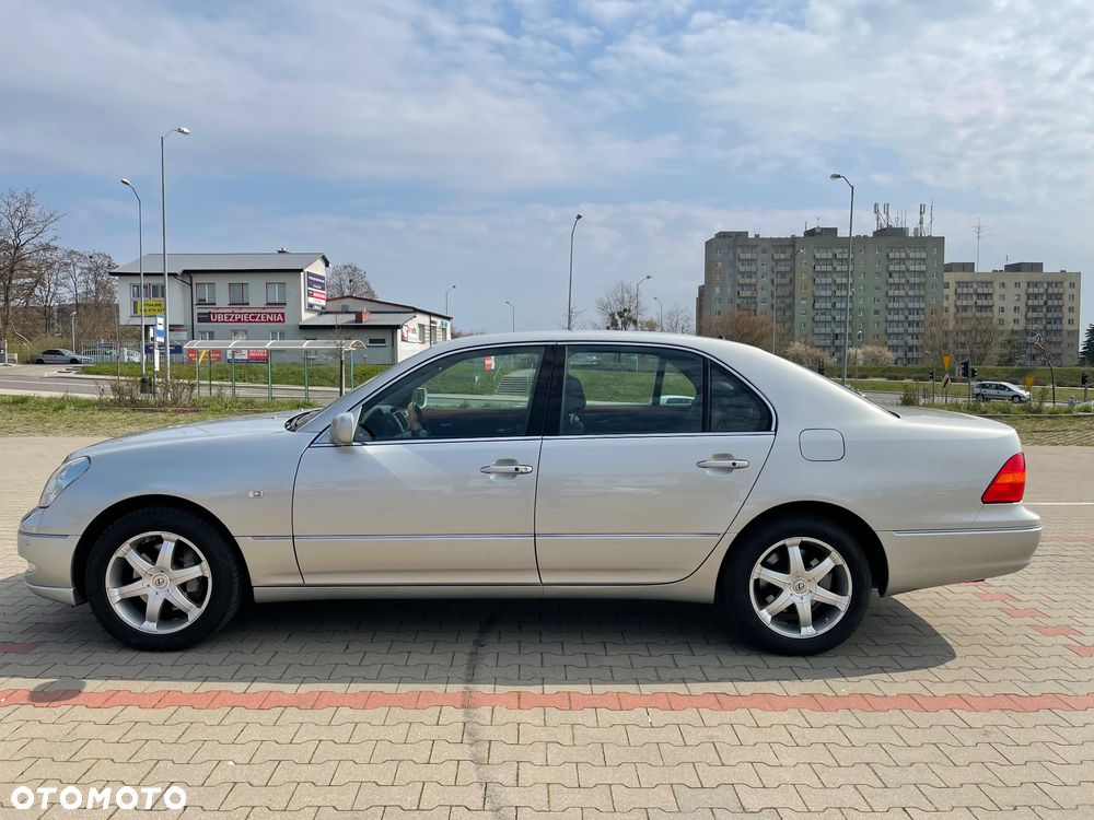 Lexus LS High Class - 4