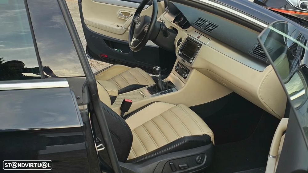 VW Passat CC - 14