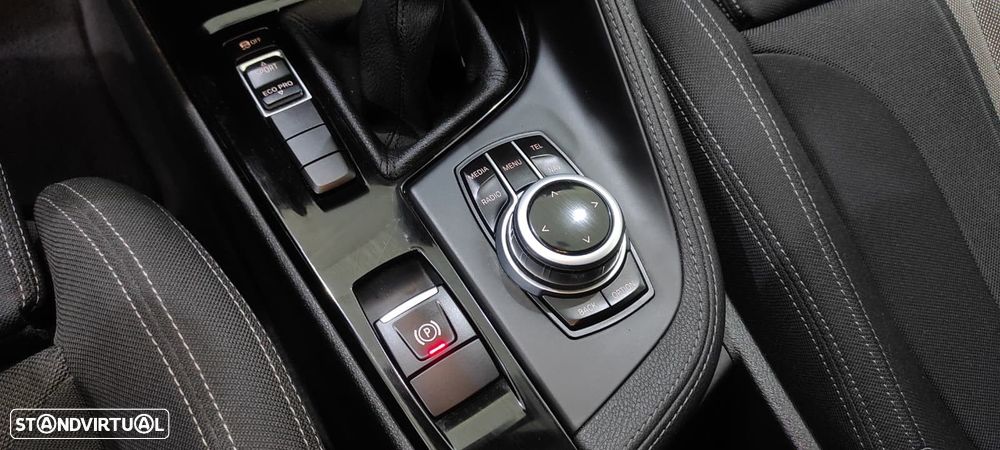 BMW X1 18 d sDrive Line Sport - 39