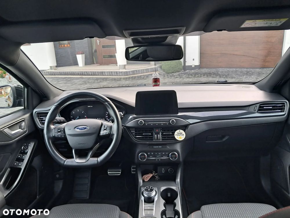 Ford Focus 1.5 EcoBlue STart-Stopp-System ST-LINE - 20